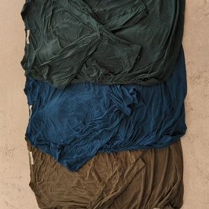 Maternity long sleeve v-neck stretch shirts, size M